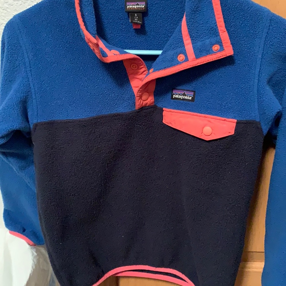 Patagonia synchilla girls size 7-8 kids
